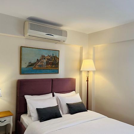 Vasilias Home Near Ath Airport Koropí Kültér fotó